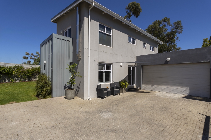 3 Bedroom Property for Sale in Jamestown Western Cape